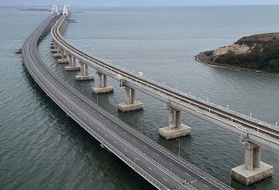 Как организовано движение транспорта между Кубанью и Крымом после ЧС на мосту