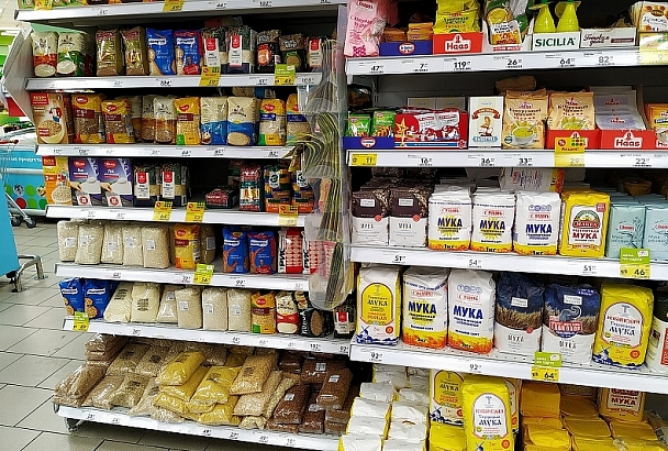 Мэр Краснодара попросил жителей не создавать ажиотаж в продуктовых магазинах
