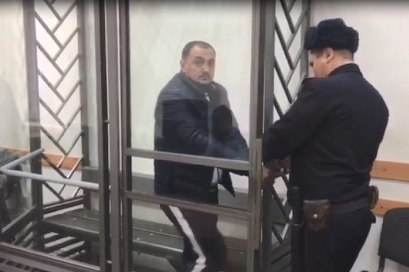 Опубликовано видео ареста инспектора ГИБДД в Краснодаре, который вымогал взятку у директора фирмы
