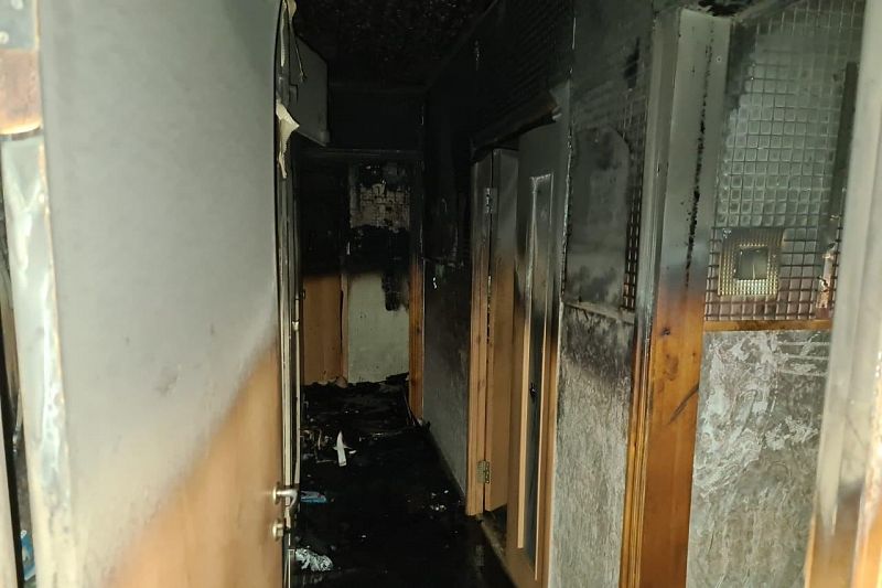При пожаре в квартире погибла 69-летняя женщина