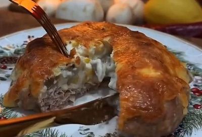 Забыли про котлеты: эти куриные "гнёзда" с грибами съедаются первыми на праздничном столе