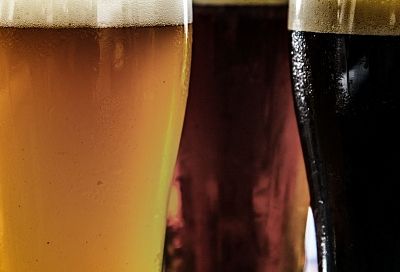 Кислое или невкусное пиво не выливаю - использую в домашних делах: десять ситуаций, в которых пенный напиток просто незаменим