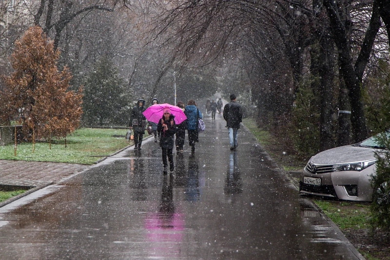 Дождь, снег и гололед: серьезное похолодание придет в Краснодарский край после теплых выходных