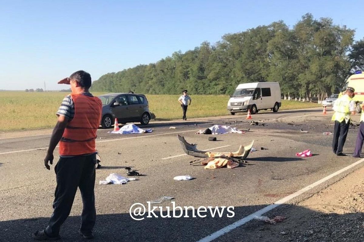 Количество погибших в жестком ДТП в Краснодарском крае увеличилось до 5 человек. В больнице умер ребенок