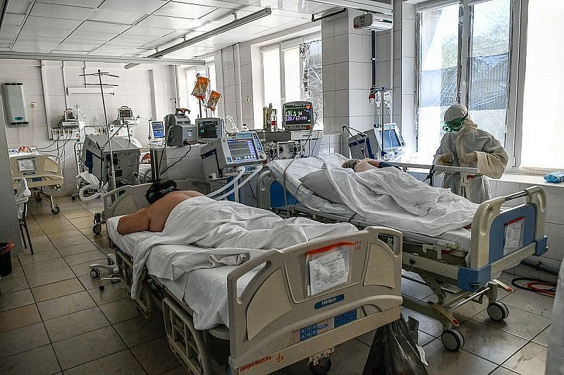 Новый антирекорд: в России зафиксировано максимальное число заражений и смертей с коронавирусом