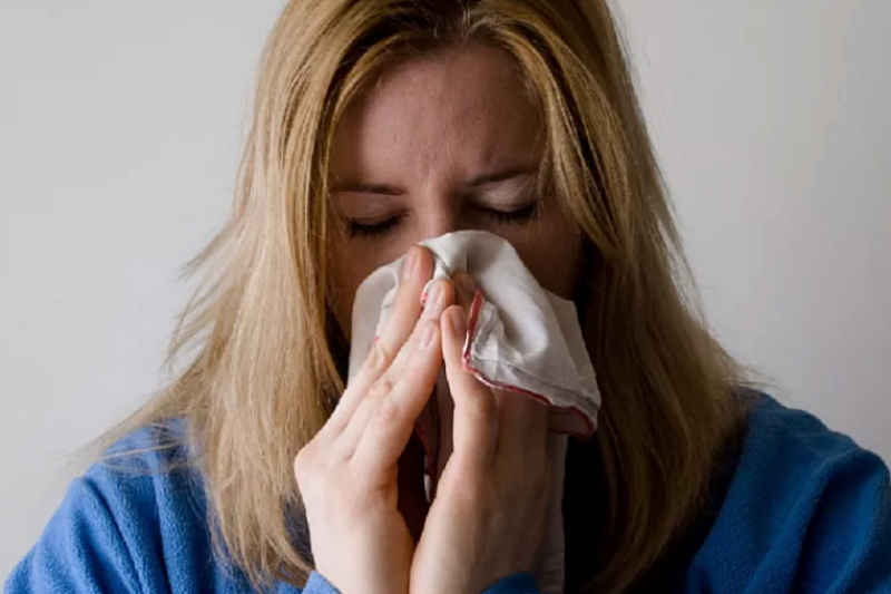 Российский врач назвал необычные пути заражения гриппом