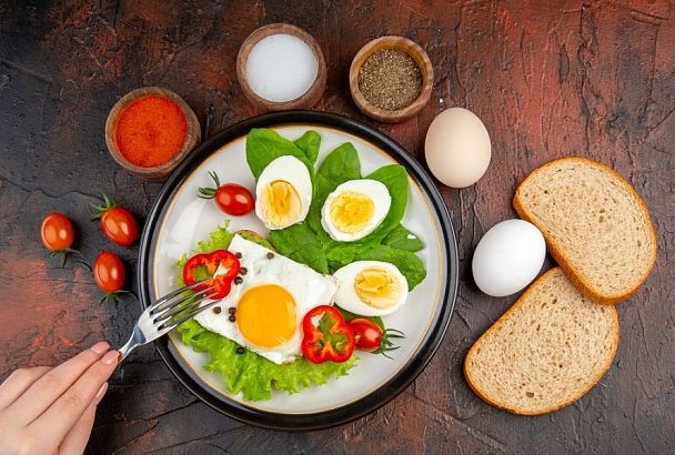 Предложите такое лучше врагу: пять не полезных способов приготовления яиц