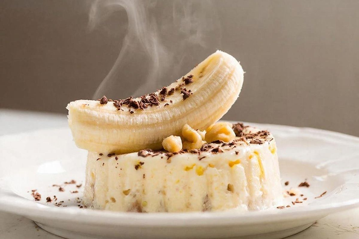 Если в холодильнике есть бананы и молоко, а у меня пять минут свободного времени, готовлю вкуснейший итальянский десерт без выпечки