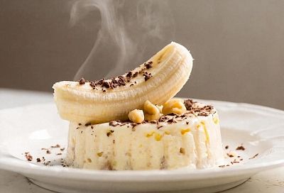 Если в холодильнике есть бананы и молоко, а у меня пять минут свободного времени, готовлю вкуснейший итальянский десерт без выпечки