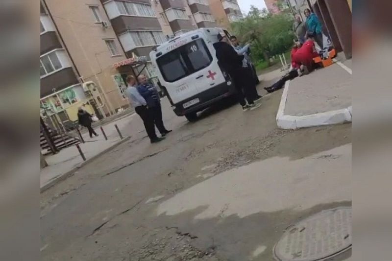 В Музыкальном микрорайоне Краснодара найден труп мужчины с ножевым ранением