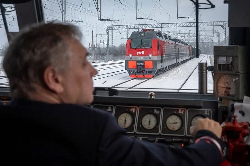Двухпутное движение поездов запустили на участке Тихорецкая – Козырьки в Краснодарском крае