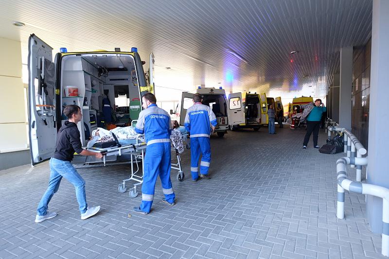 Раненые при взрыве в колледже в Керчи студенты поступили в больницу Краснодара