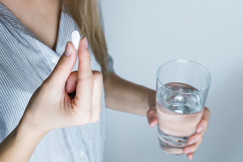 Как принимать таблетки: теперь вам нужно пить любое лекарство только таким способом