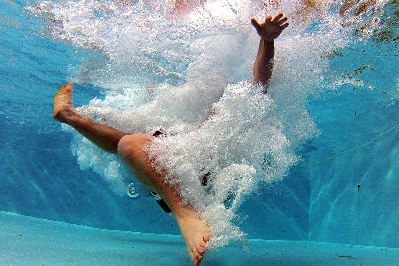 В Сочи восьмилетний мальчик спас тонущего в бассейне ребенка