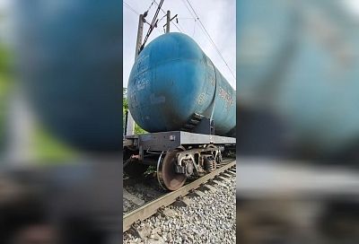 Мужчину в наушниках насмерть сбил грузовой поезд на Кубани