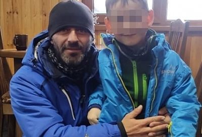 Инструктор спас мальчика из Новороссийска после схода лавины в Домбае