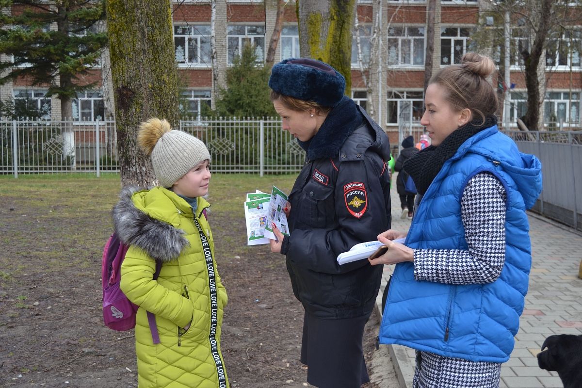 В Краснодарском крае пешеходов призвали быть внимательными на дорогах