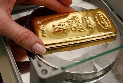 Золото, юань или акции: во что еще, кроме доллара и евро, можно вложить деньги во время кризиса