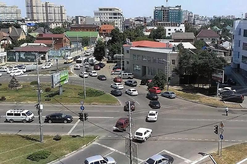 В Краснодаре с 12 октября изменилась схема движения на кольце Тургенева и Красных Партизан  