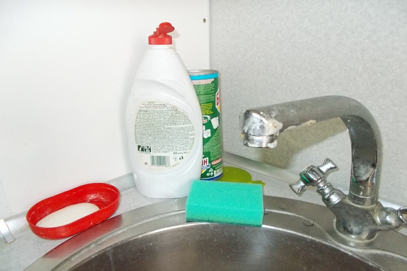 Губка для мытья посуды: инструкция по применению