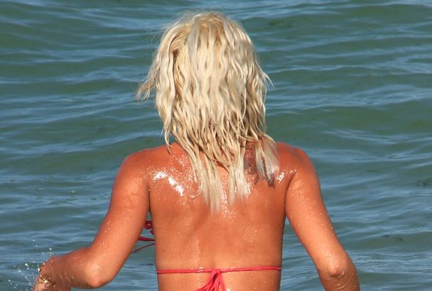 От морщин и рака: как защитить кожу от солнечных лучей этим летом