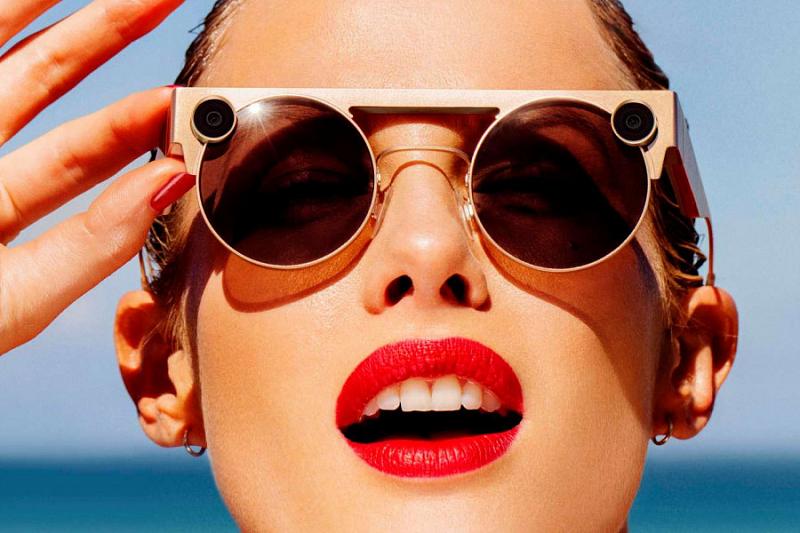 Компания Snap выпустила очки с видеосъемкой третьего поколения