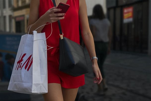 H&M объявила дату начала последней распродажи в России