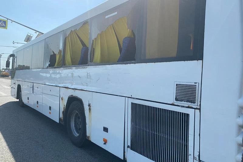Пассажирский автобус Ейск-Геленджик-Краснодар столкнулся с КамАЗом