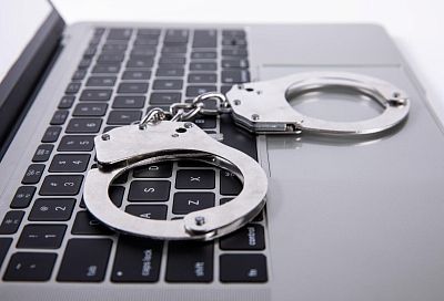 После блокировки Roblox мошенники начали обманывать детей через соцсети