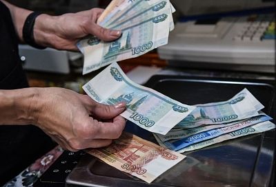 Жители Краснодарского края в апреле набрали 15,4 млрд рублей кредитов наличными 