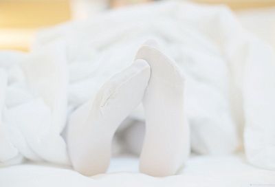 Вымачиваю с аспирином, стираю с мылом, полоскаю в перекиси водорода: три простых способа сохранить идеальную белизну носков