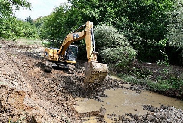 Проекты по расчистке русел пяти рек готовят в Краснодарском крае