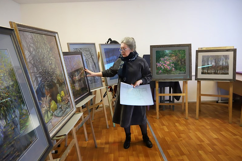 Краснодарскую художницу пригласили в Испанию: Ирина Полева представит картины на международном биеннале 