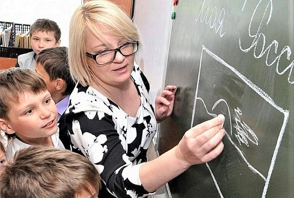 Губернатор Вениамин Кондратьев поздравил учителей Кубани с профессиональным праздником