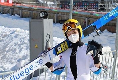 Сочинка Ирма Махиня завоевала историческое «серебро» Олимпиады в прыжках на лыжах с трамплина