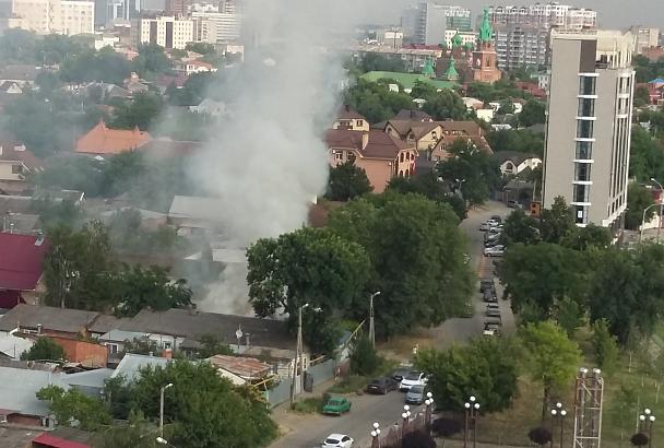 Крупный пожар потушен в центре Краснодара