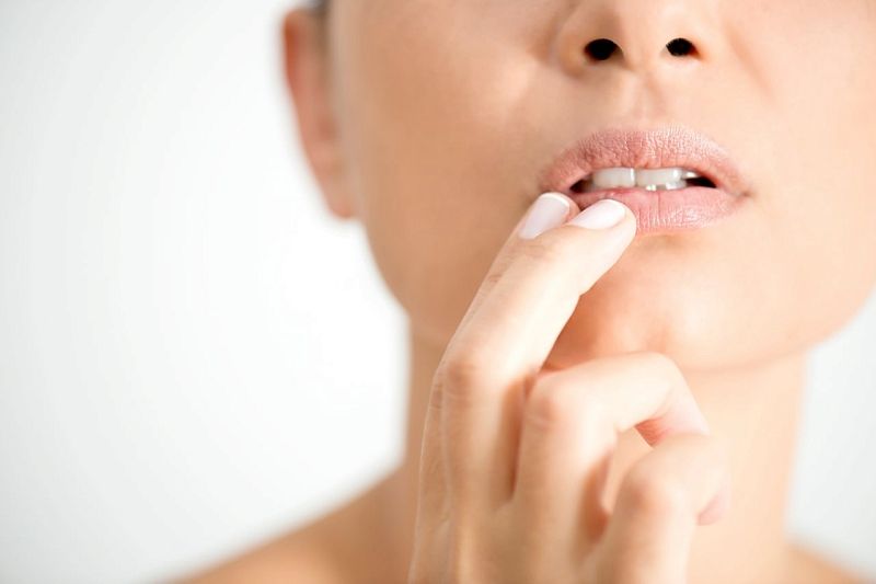 Вот почему «простые» трещины на ваших губах могут быть признаком опасной для жизни болезни