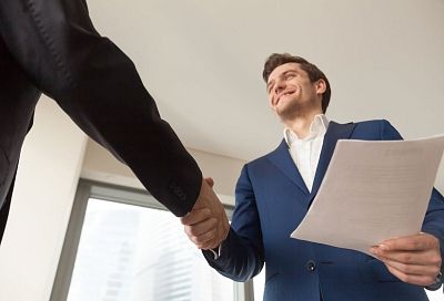 Минфин предложил запретить крупные сделки наличными между физлицами и юрлицами