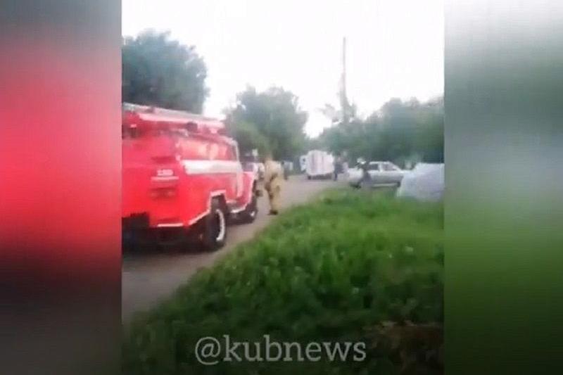 Опубликовано видео с места взрыва гранаты в Краснодарском крае, где пострадали четыре человека