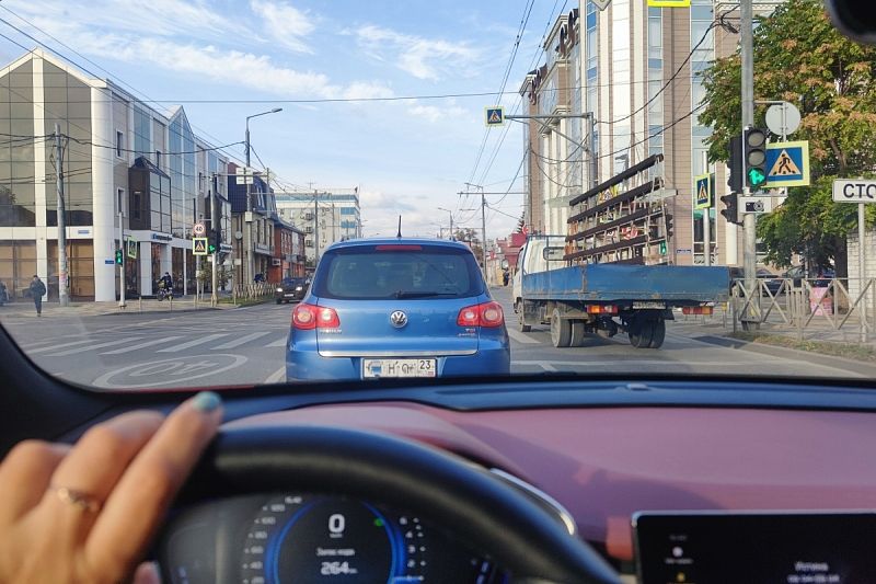 Персональный водитель в Краснодаре может зарабатывать 100 тыс. рублей