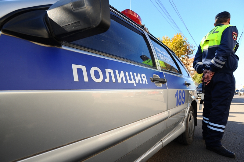 В Анапе лишенная прав пьяная женщина за рулем ВАЗа попыталась скрыться от полицейских