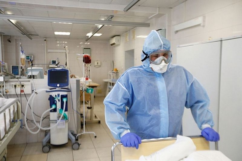 За сутки в Краснодарском крае коронавирусом заболели еще 989 человек 