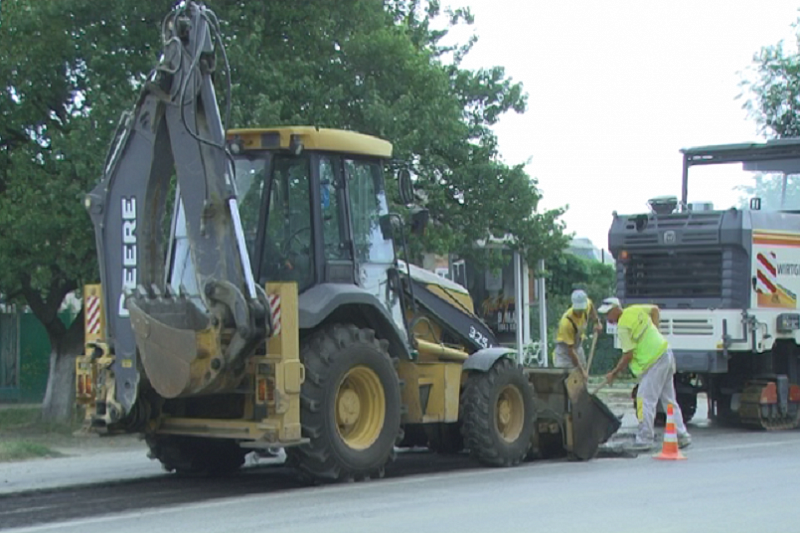 В Армавире продолжается второй этап ремонта автомобильных дорог