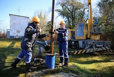 В течение месяца специалисты обследуют 35 скважин Дивноморского водозабора в Геленджике 