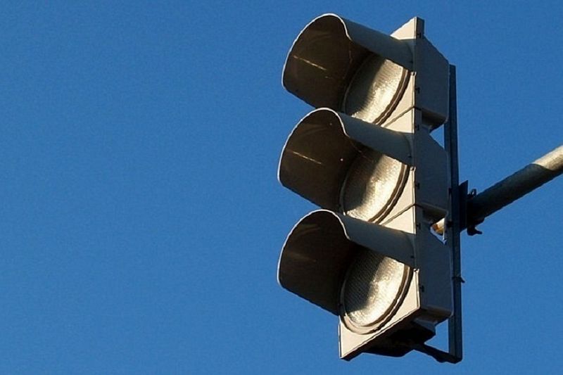 В Краснодаре временно отключат светофоры на пересечении улиц Коммунаров и Одесской