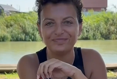 С тазом вареных раков на фоне реки: Маргарита Симоньян показала, как проводит отпуск на Кубани