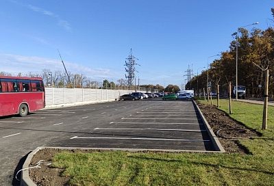 Новую парковку открыли в Краснодаре у парка Галицкого