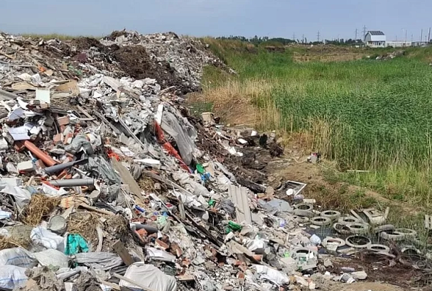 Мэр Краснодара отправил чиновников убирать стихийные свалки
