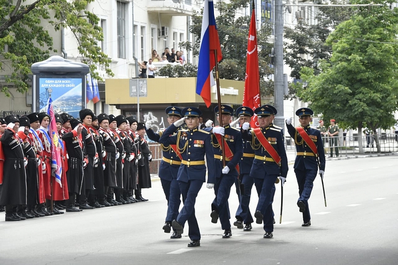 В Новороссийске проходят праздничные мероприятия в честь парада Победы