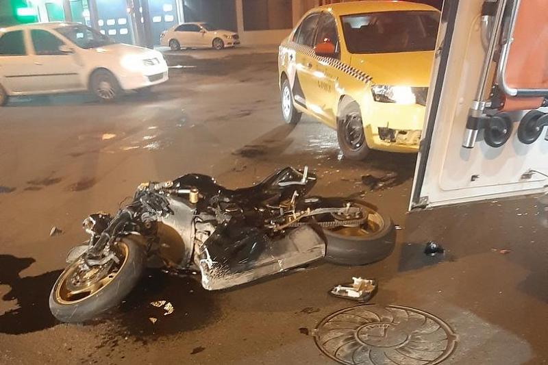 Полиция рассказала подробности столкновения «Яндекс.Такси» и мотоцикла в Краснодаре